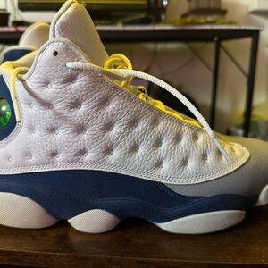 Nike Athletic Shoes White and Blue